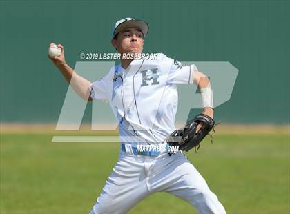 Thumbnail 2 in Uvalde @ Harlan photogallery.