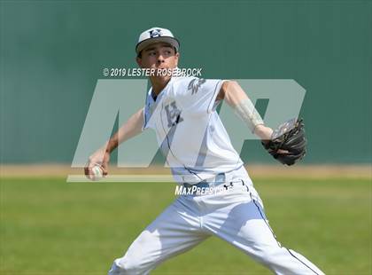 Thumbnail 1 in Uvalde @ Harlan photogallery.
