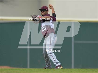 Thumbnail 2 in Uvalde @ Harlan photogallery.