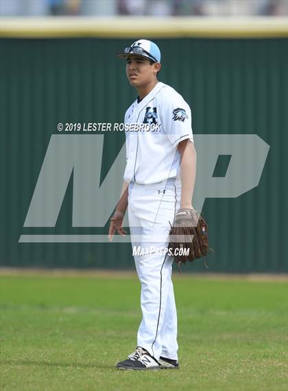 Thumbnail 2 in Uvalde @ Harlan photogallery.