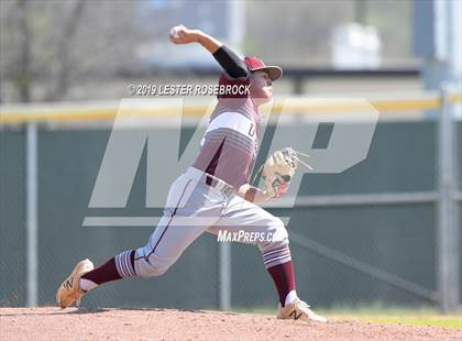 Thumbnail 1 in Uvalde @ Harlan photogallery.