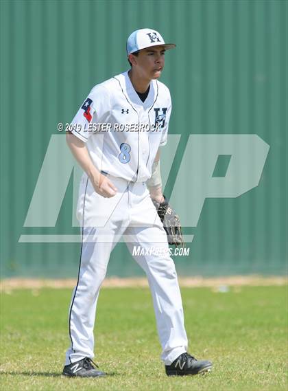 Thumbnail 1 in Uvalde @ Harlan photogallery.