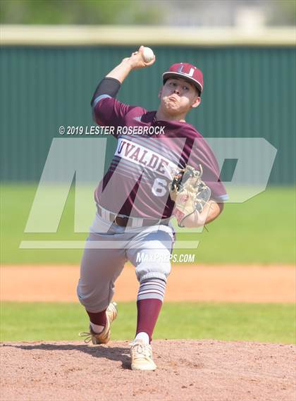 Thumbnail 2 in Uvalde @ Harlan photogallery.