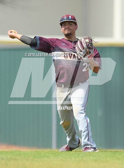 Thumbnail 3 in Uvalde @ Harlan photogallery.