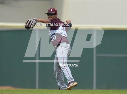 Thumbnail 1 in Uvalde @ Harlan photogallery.