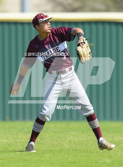 Thumbnail 1 in Uvalde @ Harlan photogallery.