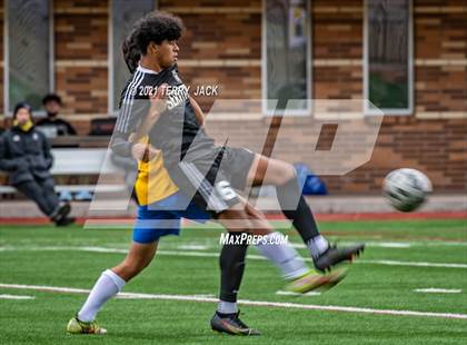 Thumbnail 1 in Servite vs. St. Paul's photogallery.