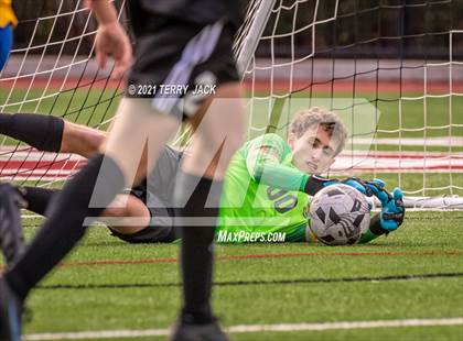 Thumbnail 1 in Servite vs. St. Paul's photogallery.