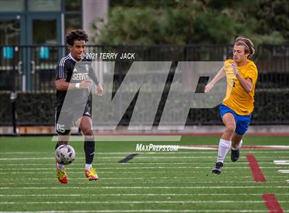 Thumbnail 2 in Servite vs. St. Paul's photogallery.