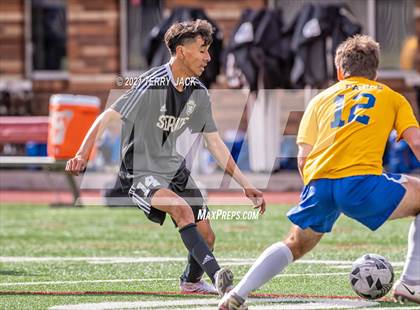 Thumbnail 2 in Servite vs. St. Paul's photogallery.