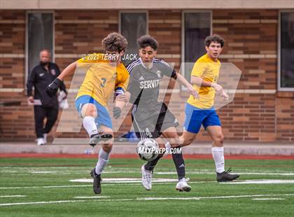 Thumbnail 3 in Servite vs. St. Paul's photogallery.