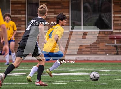 Thumbnail 3 in Servite vs. St. Paul's photogallery.