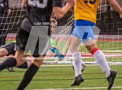 Thumbnail 1 in Servite vs. St. Paul's photogallery.