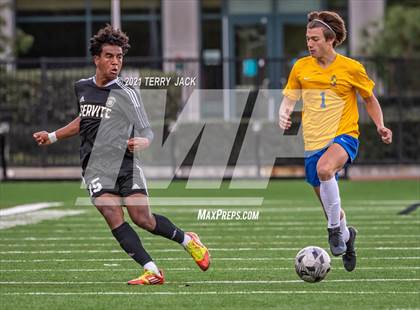 Thumbnail 2 in Servite vs. St. Paul's photogallery.