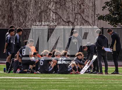 Thumbnail 3 in Servite vs. St. Paul's photogallery.