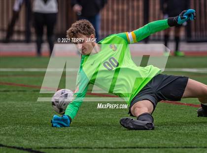 Thumbnail 3 in Servite vs. St. Paul's photogallery.