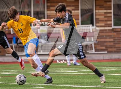 Thumbnail 3 in Servite vs. St. Paul's photogallery.