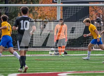 Thumbnail 1 in Servite vs. St. Paul's photogallery.