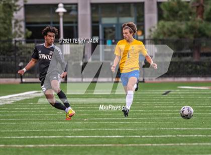 Thumbnail 3 in Servite vs. St. Paul's photogallery.