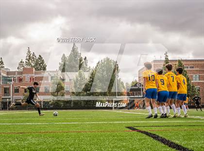 Thumbnail 3 in Servite vs. St. Paul's photogallery.