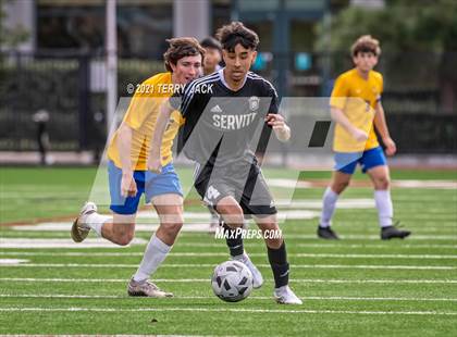 Thumbnail 2 in Servite vs. St. Paul's photogallery.