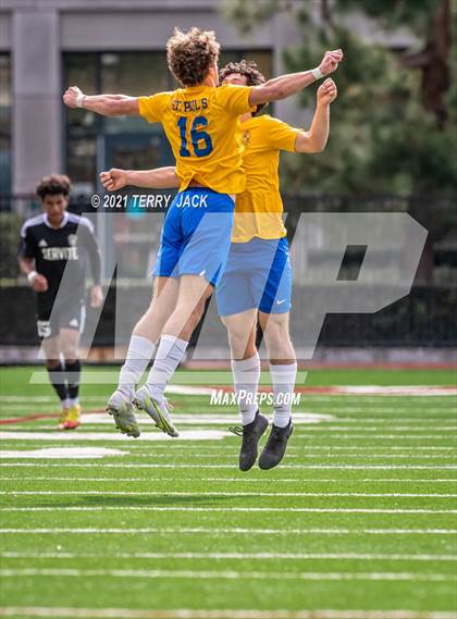 Thumbnail 1 in Servite vs. St. Paul's photogallery.