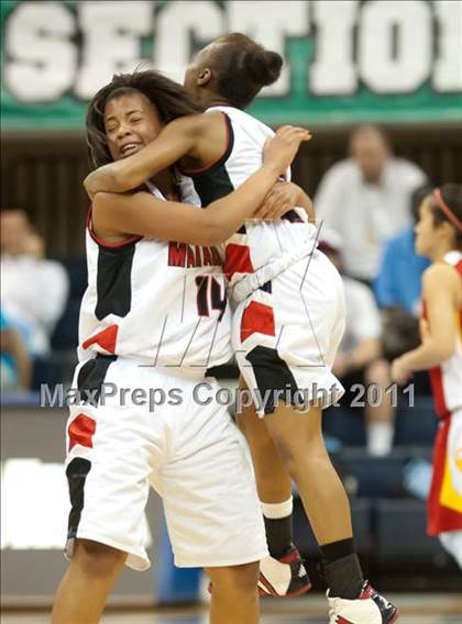 Thumbnail 2 in Cathedral Catholic vs Mount Miguel (CIF SDS D3 Final) photogallery.