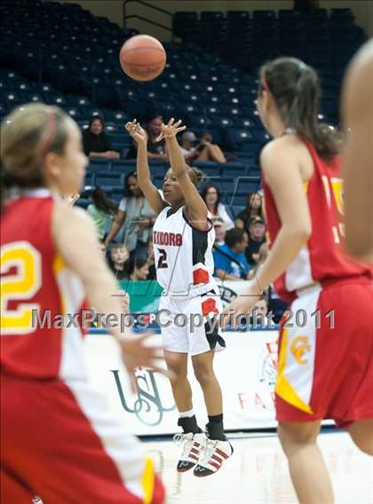 Thumbnail 2 in Cathedral Catholic vs Mount Miguel (CIF SDS D3 Final) photogallery.