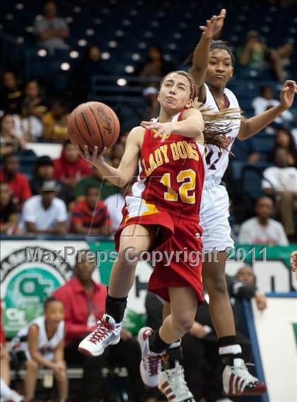 Thumbnail 1 in Cathedral Catholic vs Mount Miguel (CIF SDS D3 Final) photogallery.