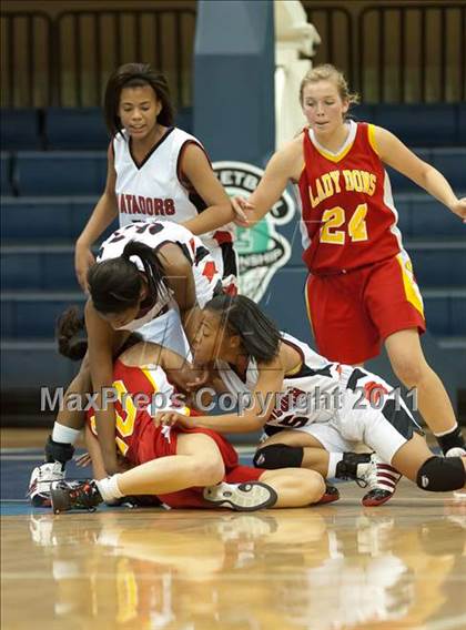 Thumbnail 1 in Cathedral Catholic vs Mount Miguel (CIF SDS D3 Final) photogallery.