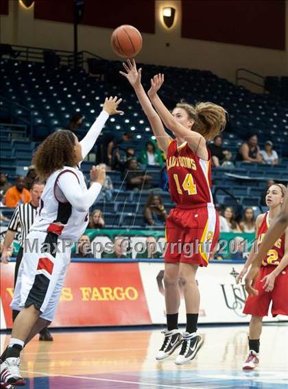 Thumbnail 1 in Cathedral Catholic vs Mount Miguel (CIF SDS D3 Final) photogallery.