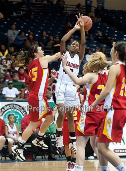 Thumbnail 1 in Cathedral Catholic vs Mount Miguel (CIF SDS D3 Final) photogallery.