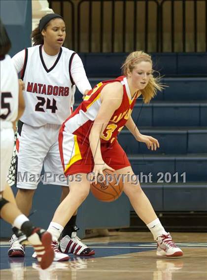 Thumbnail 2 in Cathedral Catholic vs Mount Miguel (CIF SDS D3 Final) photogallery.
