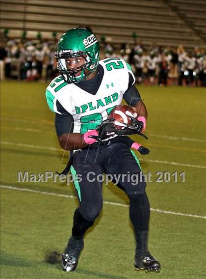 Thumbnail 2 in Glendora vs. Upland photogallery.