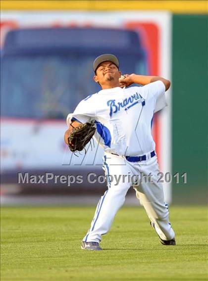 Thumbnail 2 in Rancho Cucamonga vs. Alta Loma (Battle of the Baseline League) photogallery.
