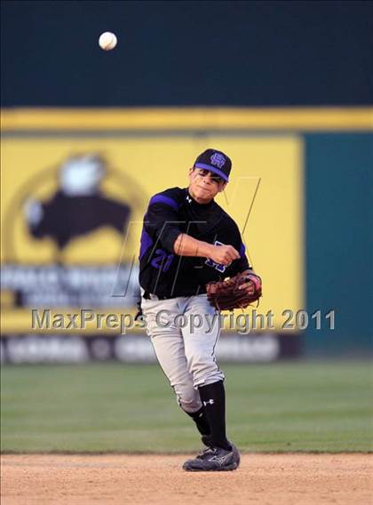 Thumbnail 2 in Rancho Cucamonga vs. Alta Loma (Battle of the Baseline League) photogallery.