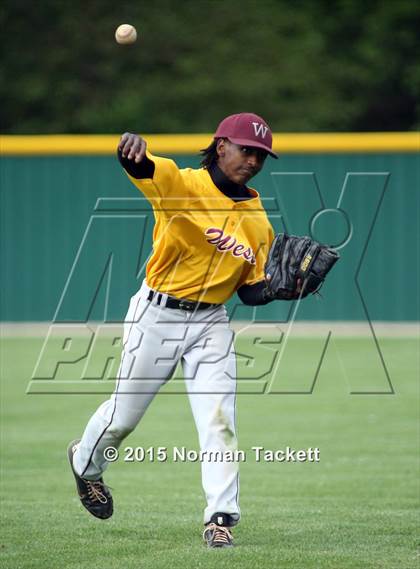 Thumbnail 2 in Dodge City @ West (KSHSAA 6A Regional Playoff) photogallery.
