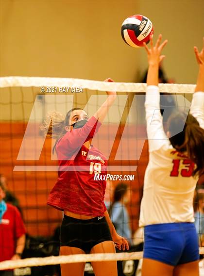 Thumbnail 2 in Stockton Classic photogallery.