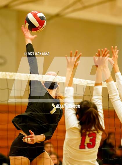 Thumbnail 3 in Stockton Classic photogallery.