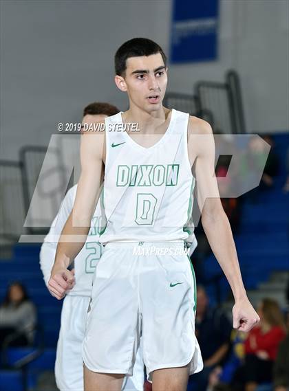 Thumbnail 3 in Roseville vs. Dixon (Les Curry Invitational) photogallery.