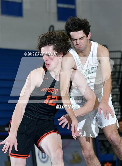 Thumbnail 1 in Roseville vs. Dixon (Les Curry Invitational) photogallery.