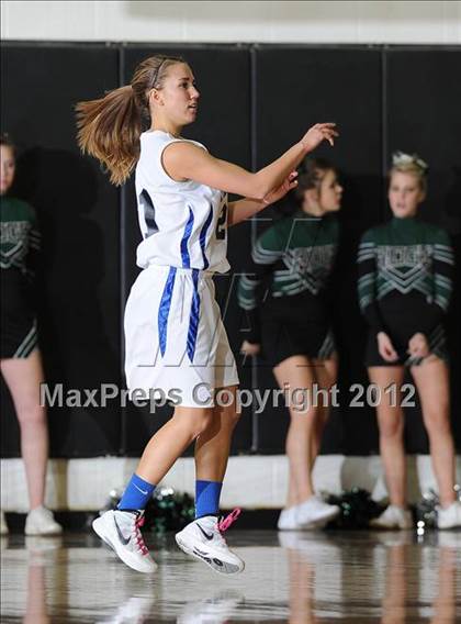 Thumbnail 1 in Fossil Ridge @ Highlands Ranch (CHSAA 5A Sweet 16 Round) photogallery.
