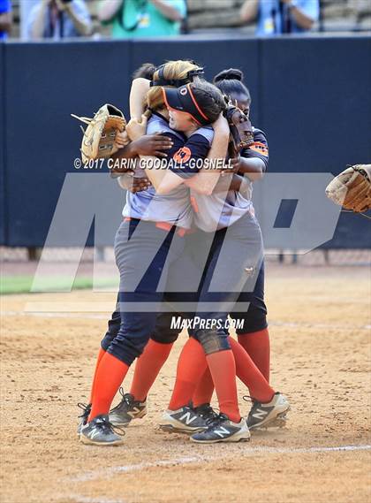 Thumbnail 2 in Piedmont vs. Orange (NCHSAA 3A Final Game 2) photogallery.
