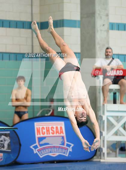 Thumbnail 2 in NCHSAA 1A/2A State Diving Championships photogallery.