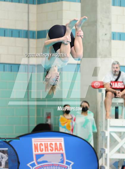 Thumbnail 2 in NCHSAA 1A/2A State Diving Championships photogallery.