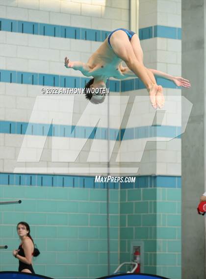 Thumbnail 2 in NCHSAA 1A/2A State Diving Championships photogallery.