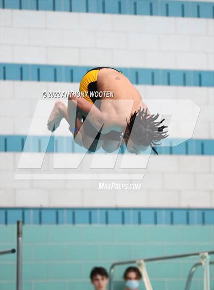 Thumbnail 1 in NCHSAA 1A/2A State Diving Championships photogallery.