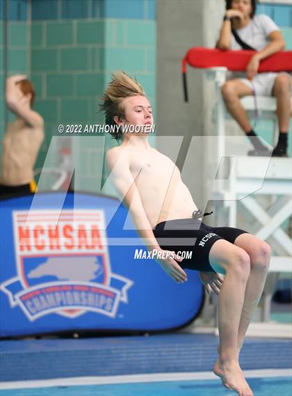 Thumbnail 2 in NCHSAA 1A/2A State Diving Championships photogallery.