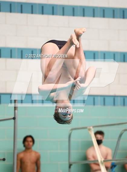Thumbnail 1 in NCHSAA 1A/2A State Diving Championships photogallery.