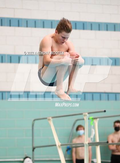 Thumbnail 2 in NCHSAA 1A/2A State Diving Championships photogallery.